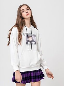 三福2019春装新品女人物印花卫衣 宽松连帽长袖上衣女