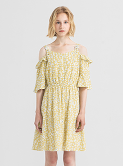 三福2019夏裝新品女印花吊帶露肩連衣裙 荷葉袖中裙女
