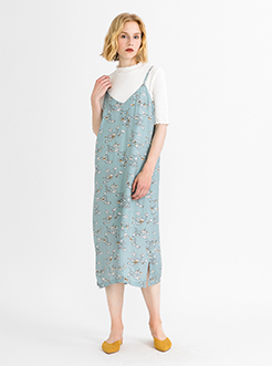 三福2019夏裝新品女吊帶印花連衣裙 度假風森系長裙女
